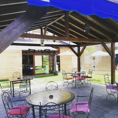 Hostel La Medina De *