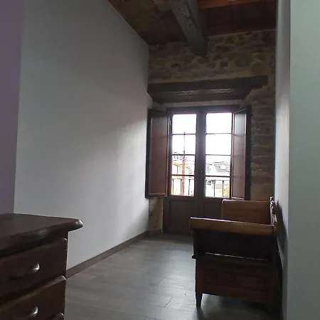 Hostel La Medina De *